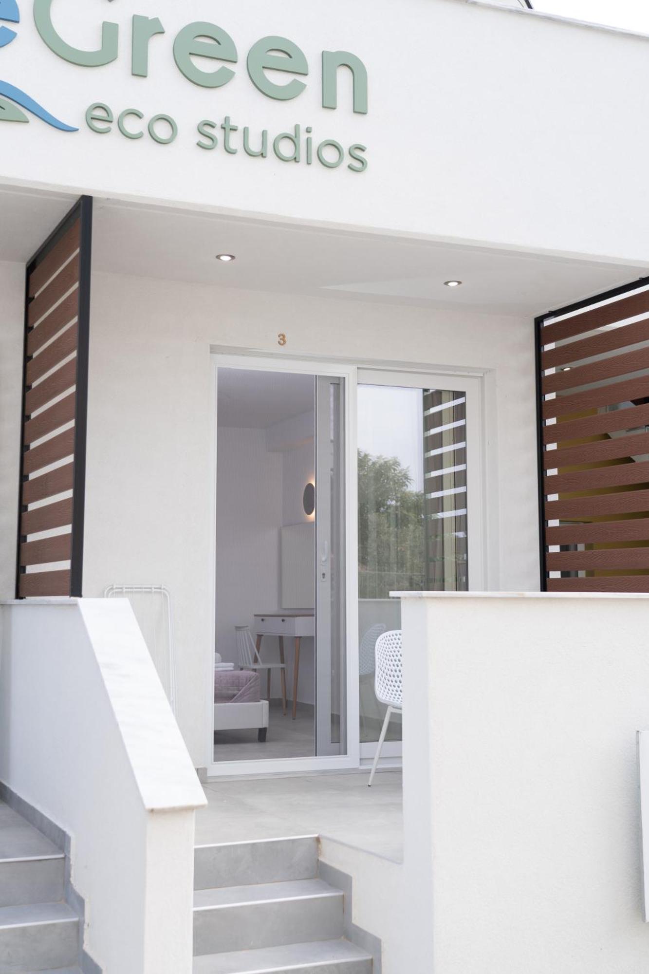 Bluegreen Eco Studios Ofrinion Ngoại thất bức ảnh